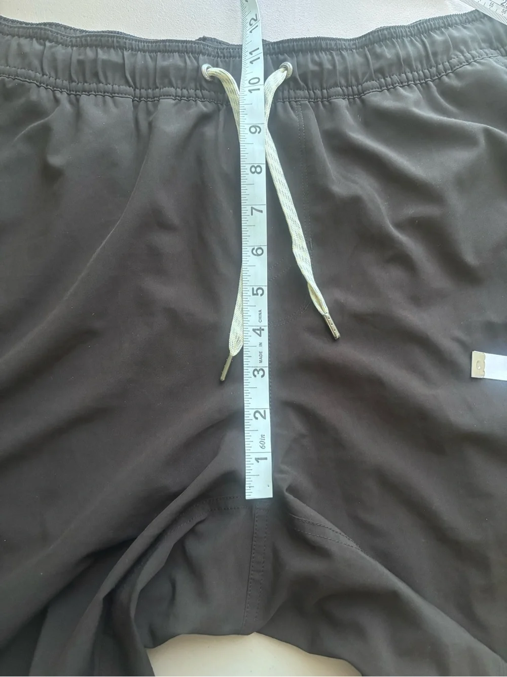 VOURI Kore men’s shorts lined 7” V302 black Sz XL athletic